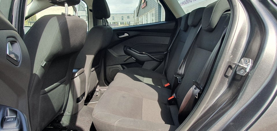 Ford Focus 1,0 SCTi 125 Business stc. 5d