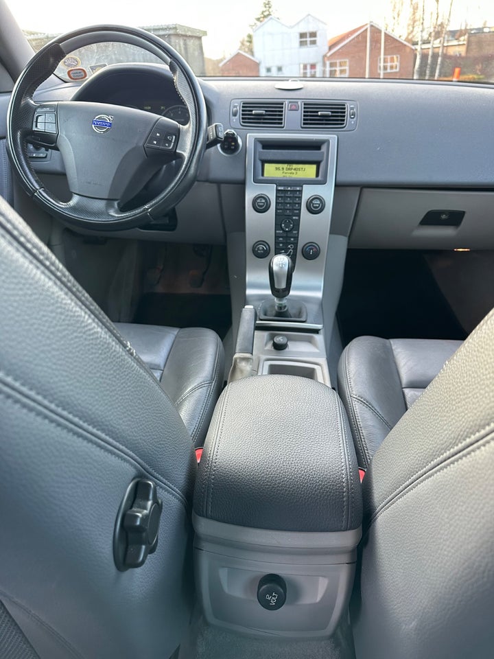 Volvo V50 1,8 Kinetic 5d