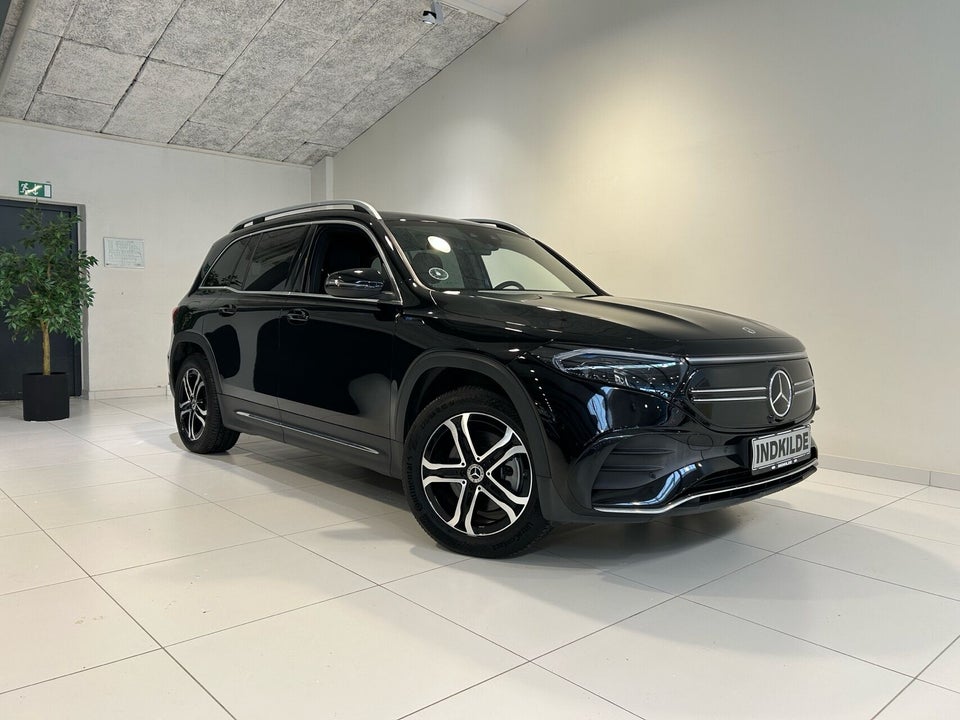 Mercedes EQB300 AMG Line 4Matic 5d