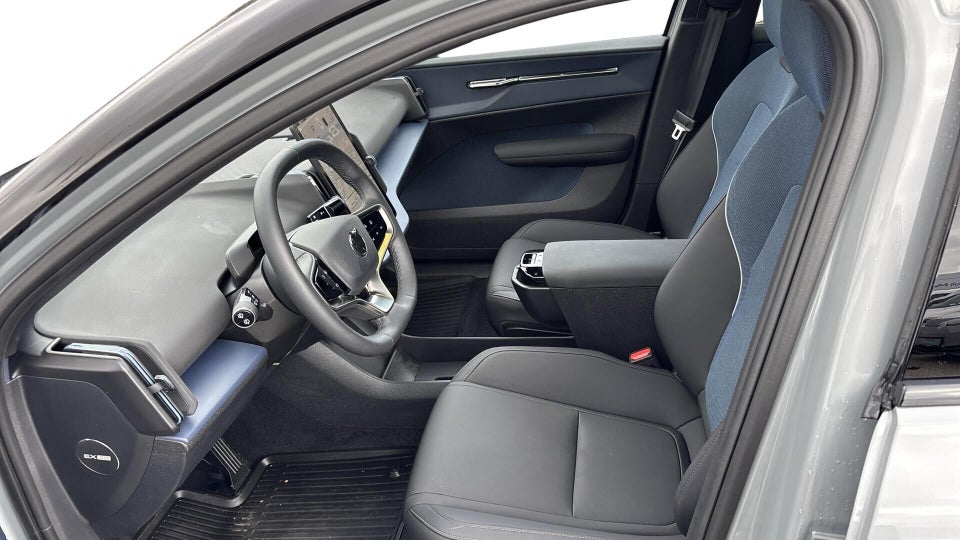 Volvo EX30 Twin Performance Ultra 5d