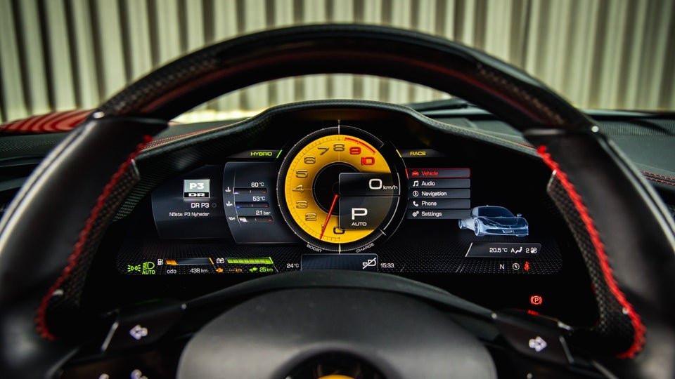 Ferrari SF90 Stradale 4,0 DCT 2d