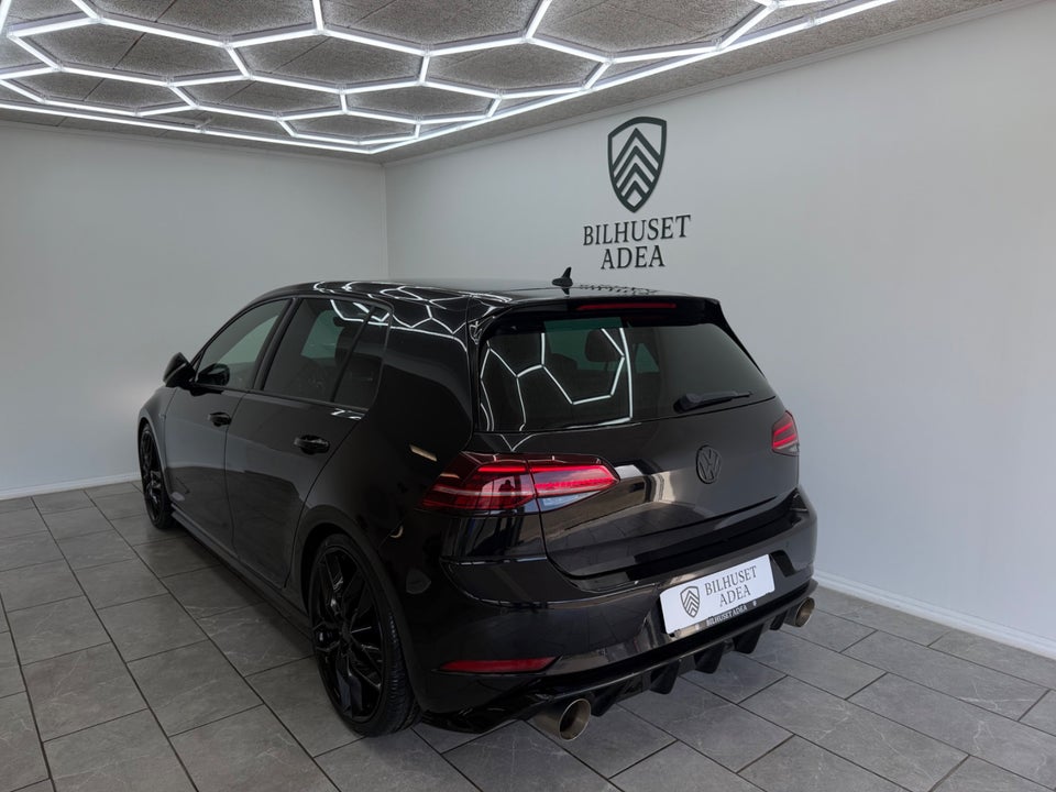VW Golf VII 1,5 TSi 150 R-line DSG 5d