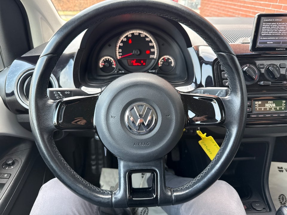 VW Up! 1,0 75 Fresh Up! ASG BMT 5d