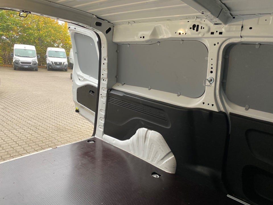 Peugeot Partner 1,5 BlueHDi 130 L2V2 Ultimate Van