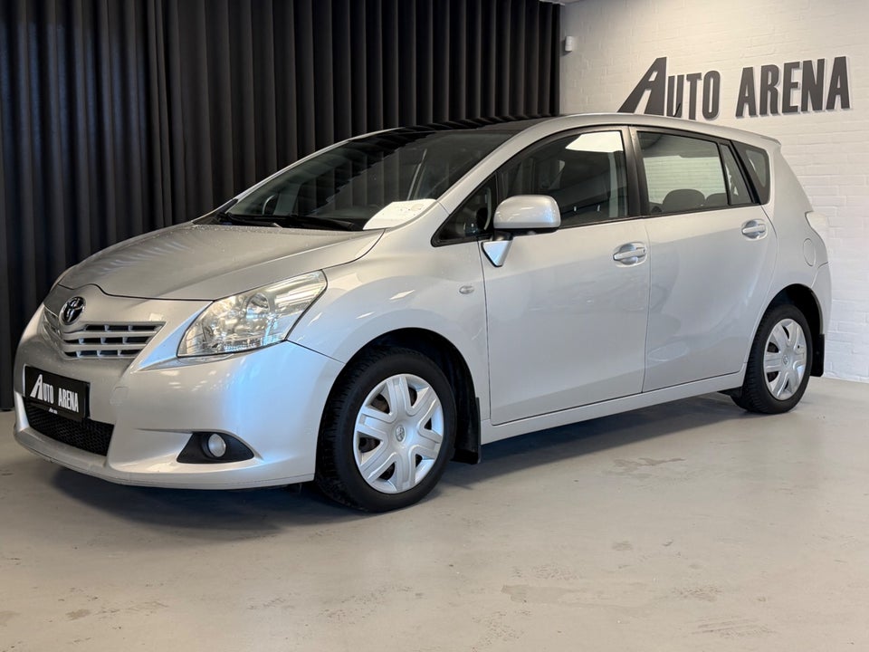 Toyota Verso 2,0 D-4D TX Business 7prs 5d