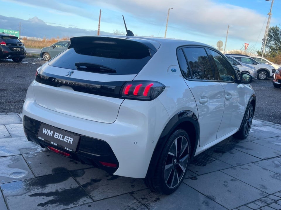 Peugeot e-208 50 GT Pack 5d