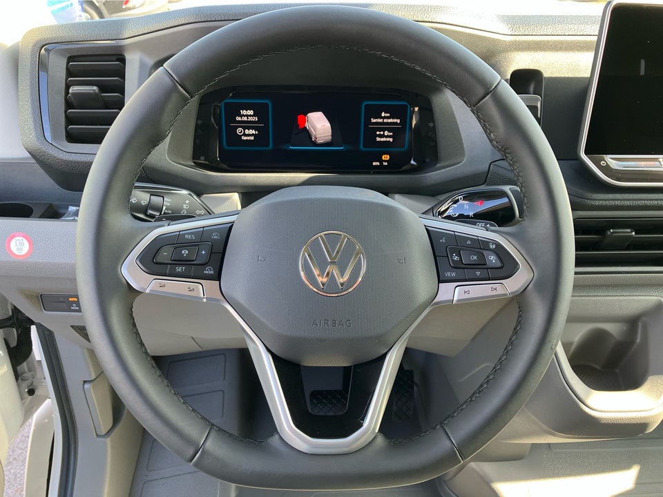 VW Crafter 35 2,0 TDi 163 Kassevogn L3H3 aut. RWD