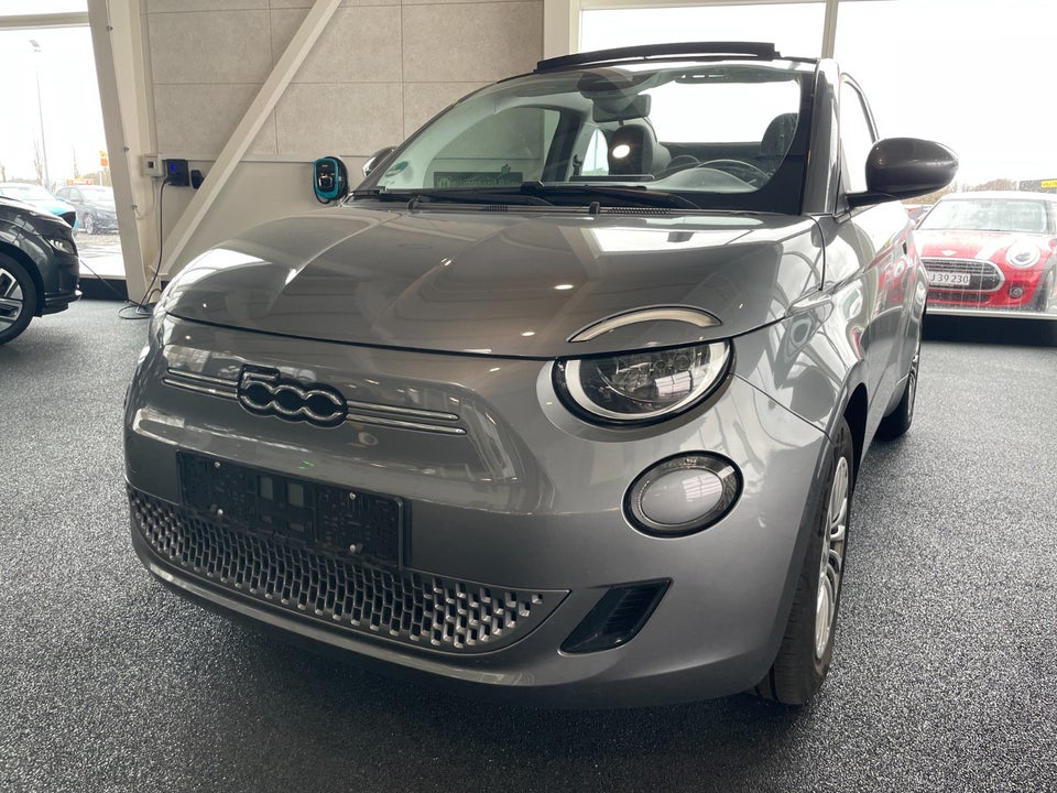 Fiat 500e 42 Icon Cabrio 2d