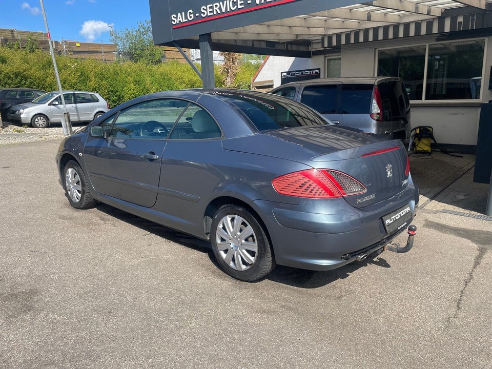 Peugeot 307 2,0 16V CC 2d