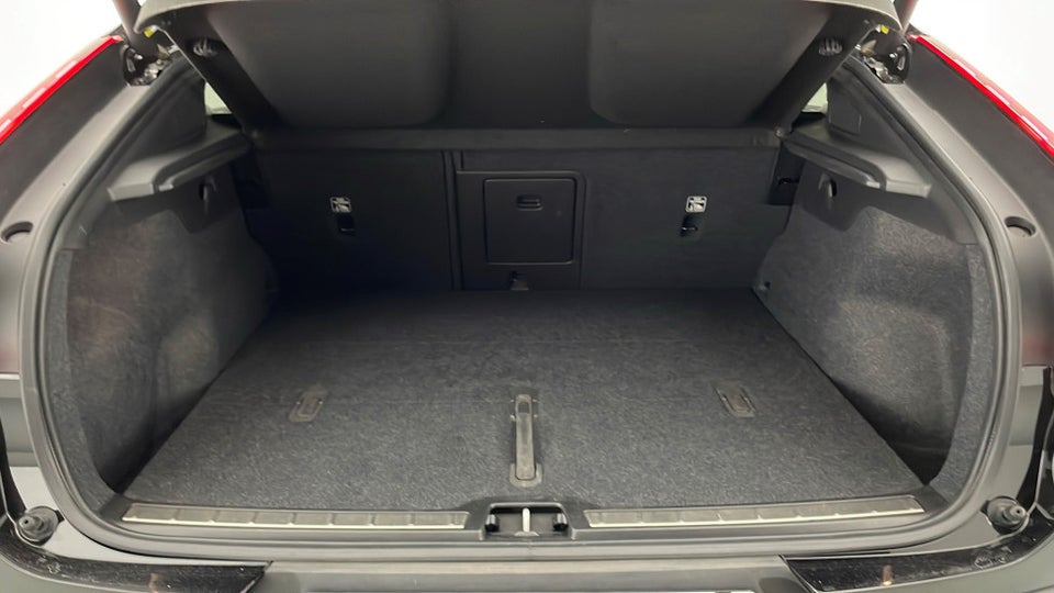 Volvo C40 ReCharge Extended Range Plus 5d