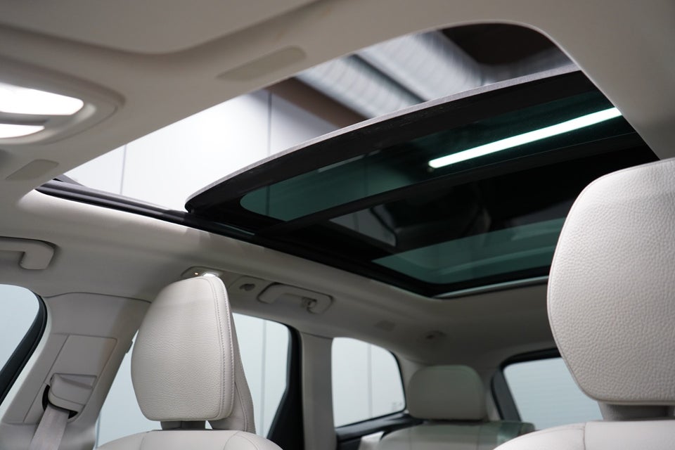 Volvo XC60 2,0 T6 ReCharge Plus Dark aut. AWD 5d