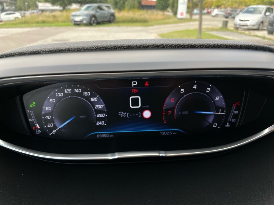 Peugeot 3008 1,2 PureTech 130 Allure 5d