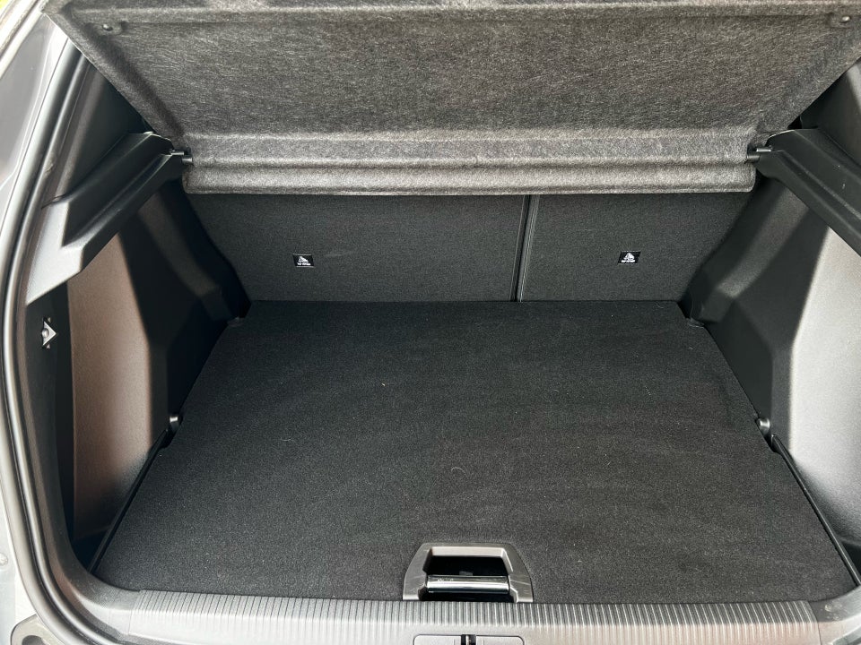 Peugeot e-2008 54 GT 5d