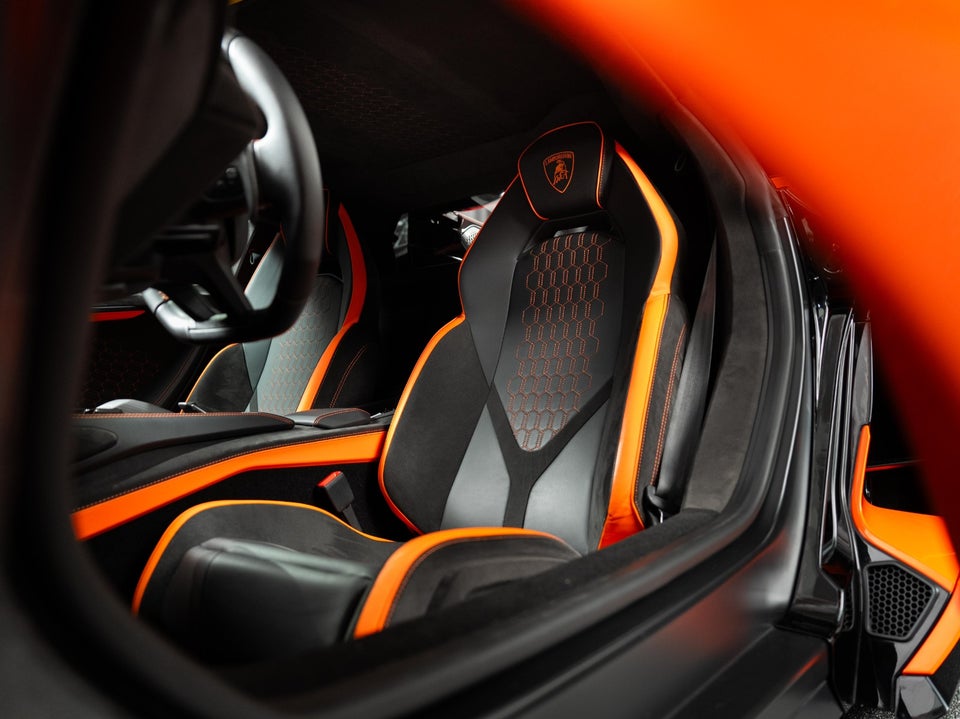 Lamborghini Revuelto 6,5 2d