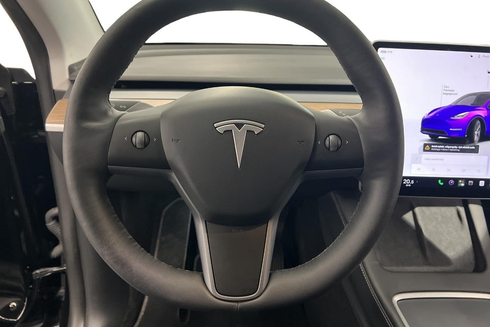 Tesla Model Y Long Range AWD 5d