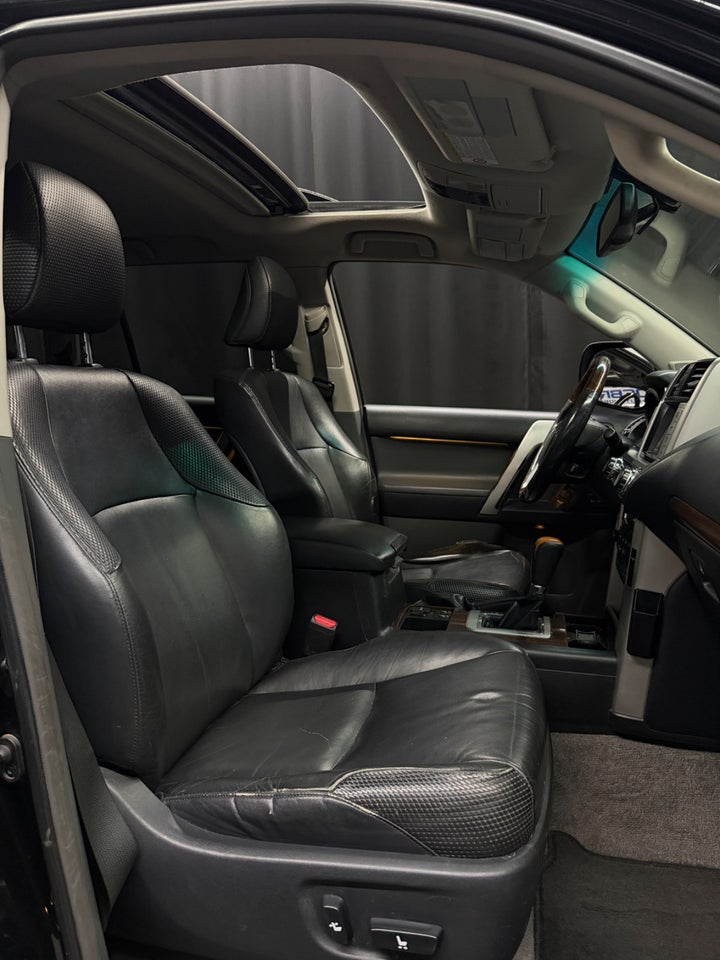 Toyota Land Cruiser 3,0 D-4D T3 aut. 5d