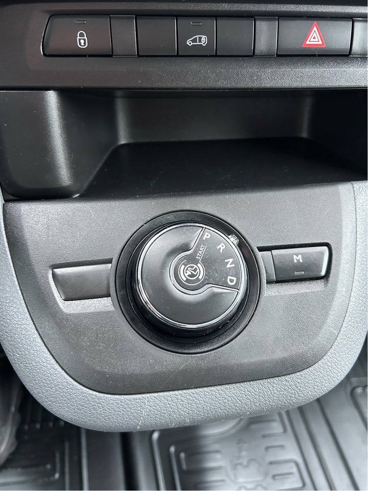 Toyota ProAce 2,0 D 122 Medium Comfort Master aut. 6d