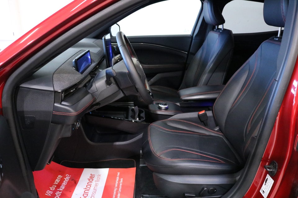 Ford Mustang Mach-E 70 Standard Range AWD 5d