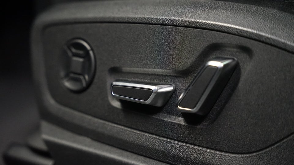 Audi e-tron 55 S-line quattro 5d