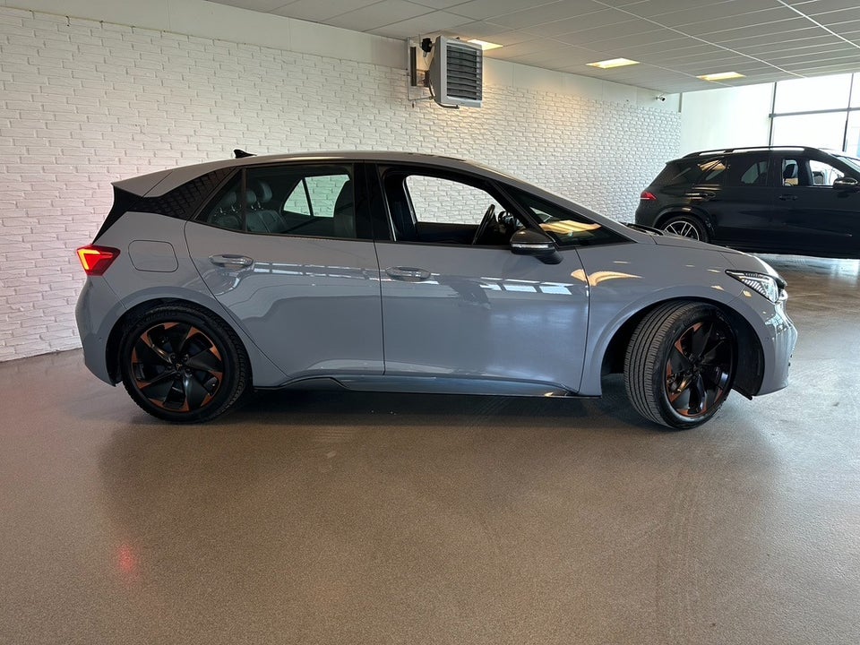 Cupra Born 58  5d