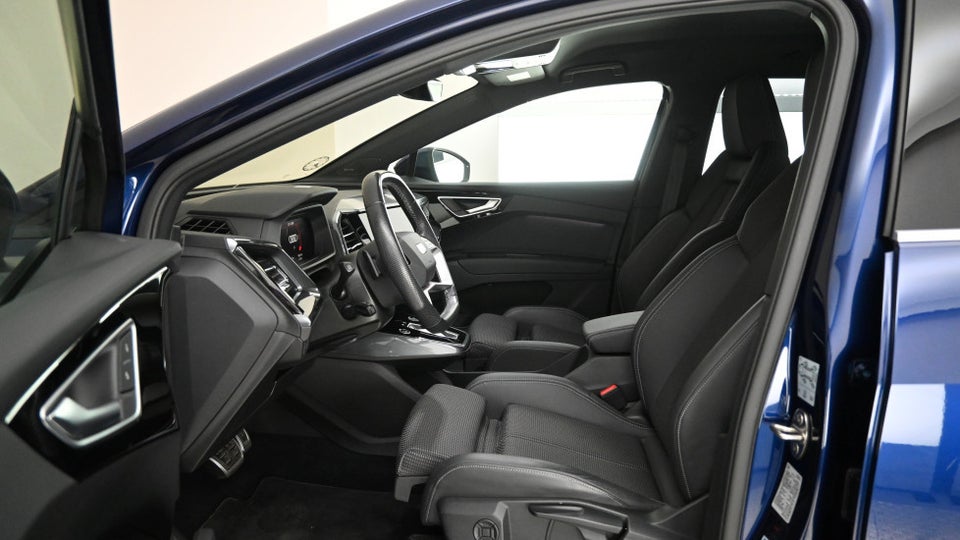 Audi Q4 e-tron 40 Attitude 5d