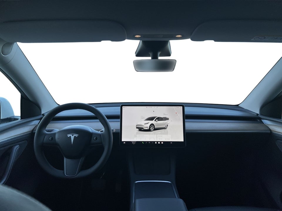 Tesla Model Y Long Range AWD 5d