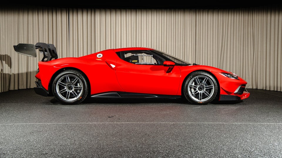 Ferrari 296 GTB 2,9 DCT 2d