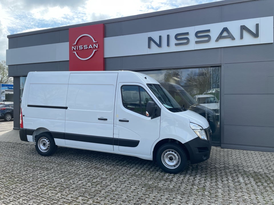 Nissan Interstar 2,3 dCi 150 L2H2 N-Connecta Van