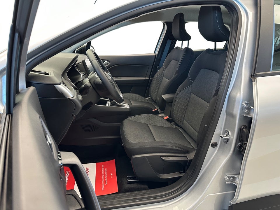 Renault Captur 1,6 E-Tech Zen 5d