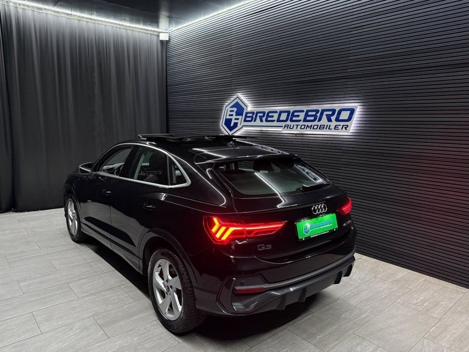 Audi Q3 45 TFSi e Attitude plus Sportback S-tr. 5d