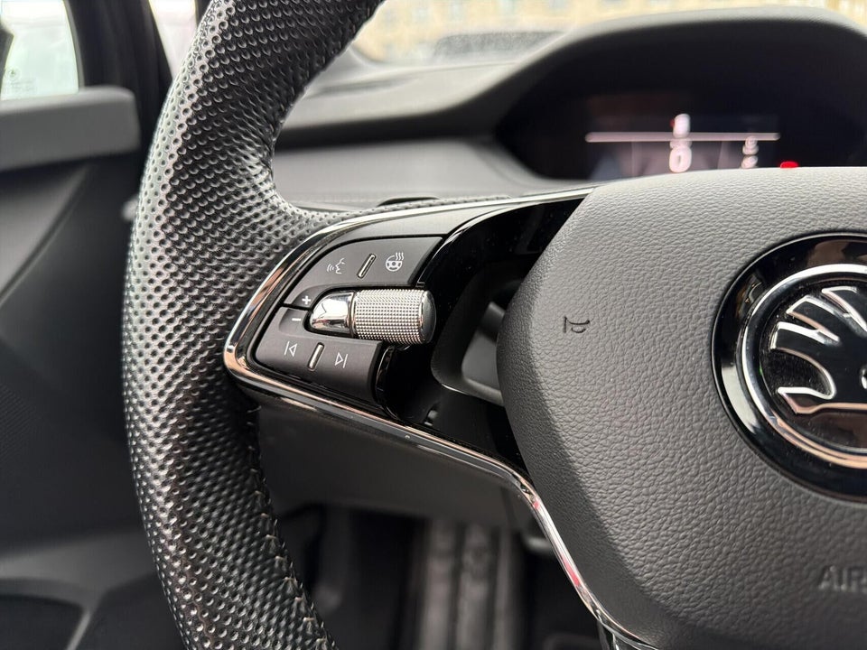 Skoda Enyaq 60 iV Sportline 5d