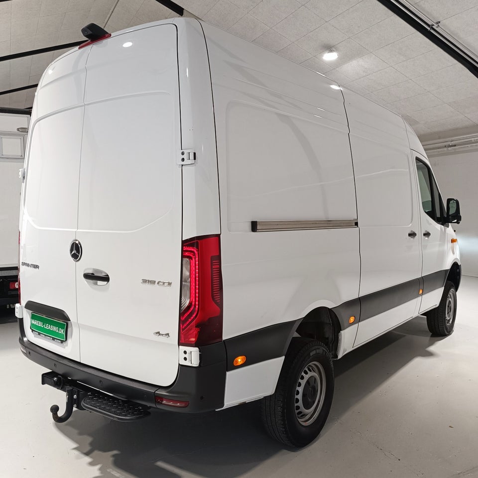Mercedes Sprinter 319 2,0 CDi A2 Kassevogn PRO aut. 4x4