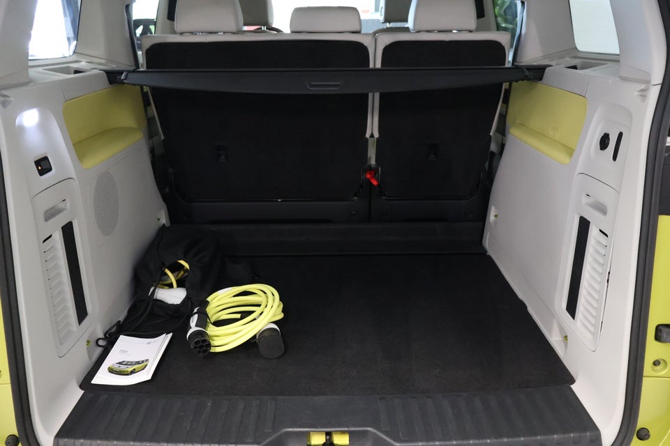 VW ID. Buzz 77 Pro SWB 5d