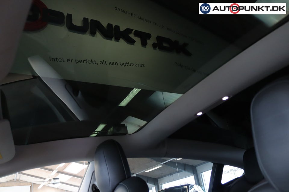 Tesla Model 3 Performance AWD 4d