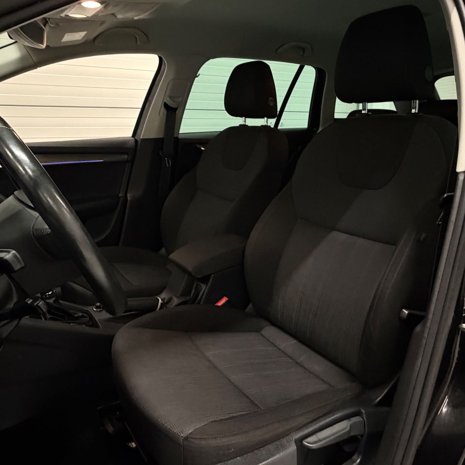 Skoda Octavia 1,6 TDi 115 Style Combi DSG 5d