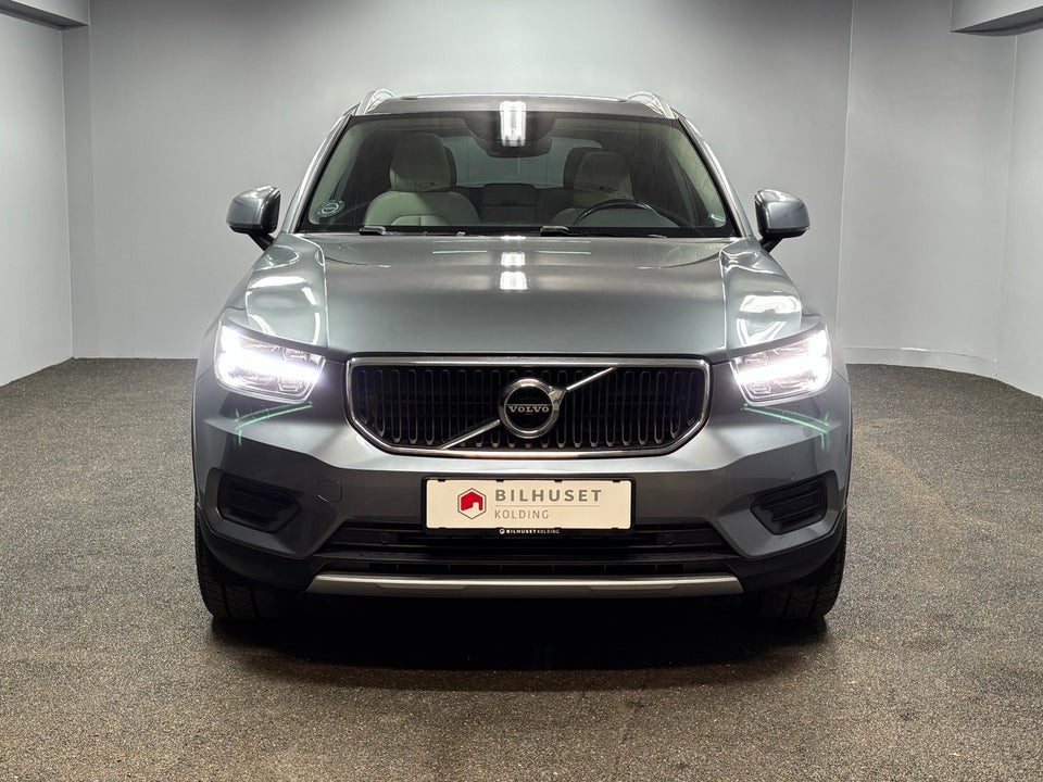 Volvo XC40 2,0 T4 190 Momentum aut. 5d