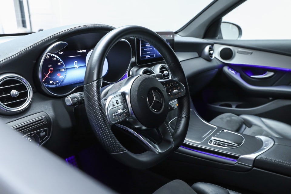 Mercedes GLC300 de 2,0 aut. 4Matic 5d