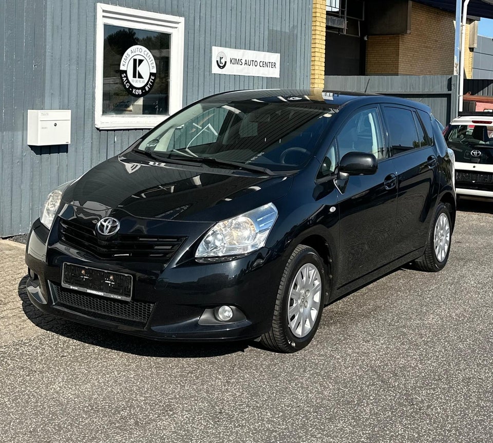 Toyota Verso 1,8 T3 7prs 5d