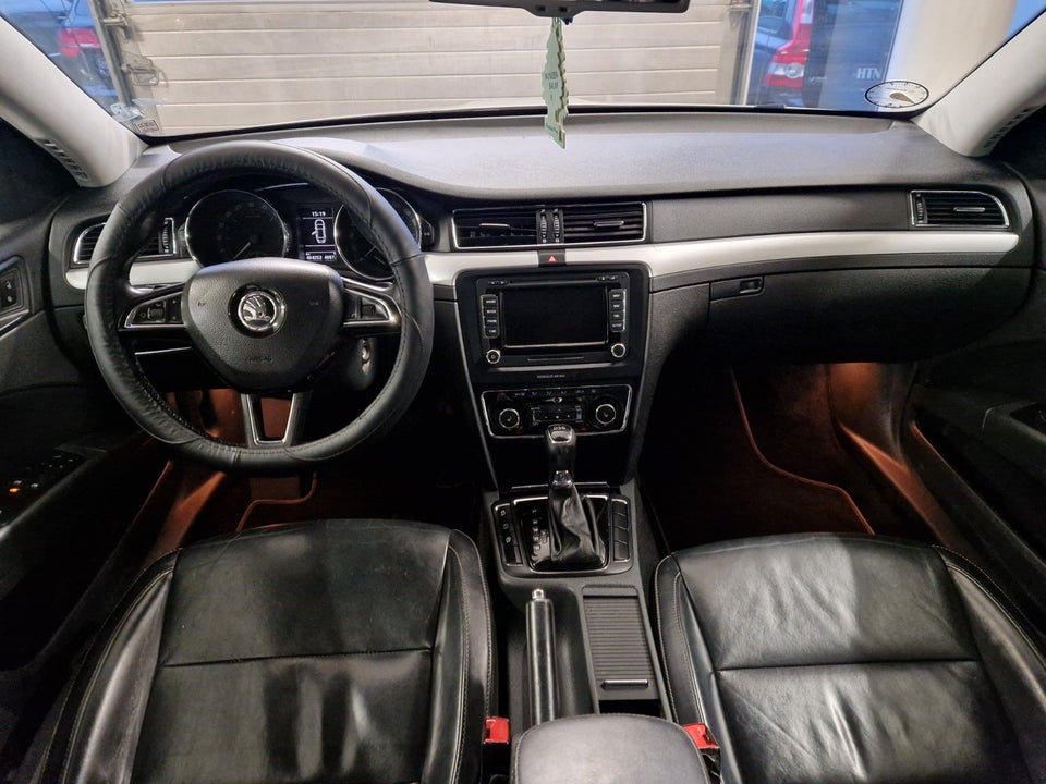 Skoda Superb 2,0 TDi 170 Elegance DSG 5d