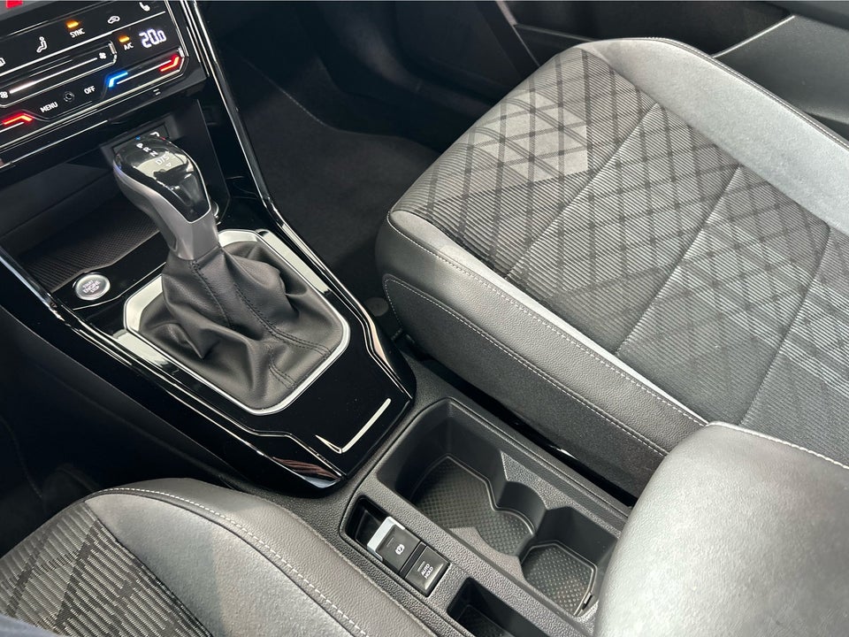 VW T-Roc 1,5 TSi 150 R-line DSG 5d