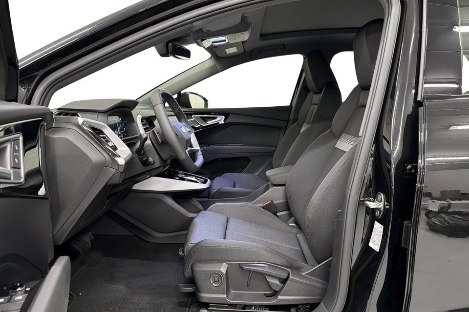 Audi Q4 e-tron 45 S-line Edition 5d