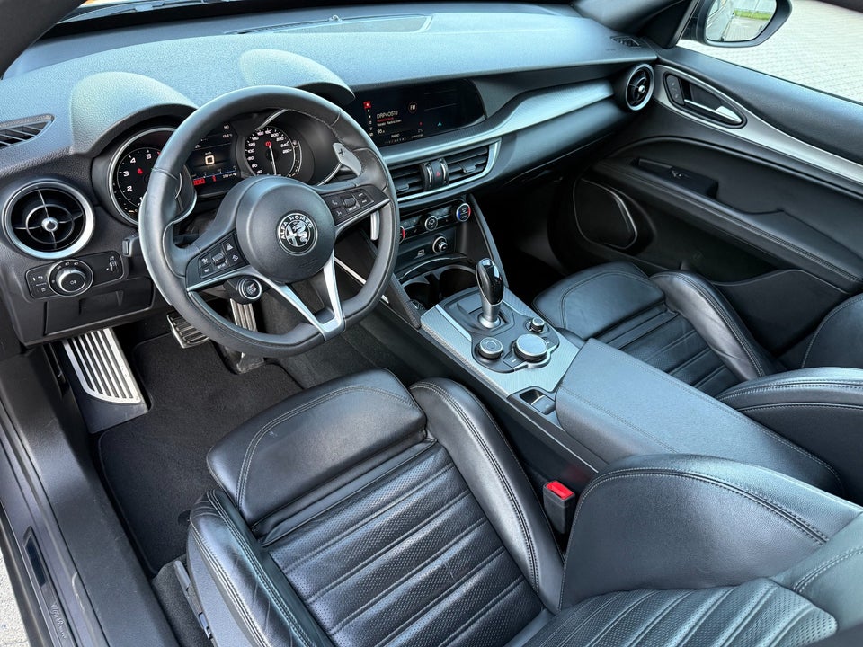 Alfa Romeo Stelvio 2,0 T 280 B-Tech aut. Q4 5d