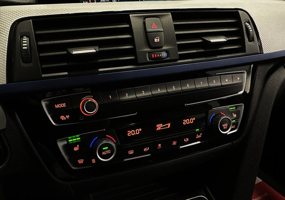 BMW 320d 2,0 Touring M-Sport aut. 5d