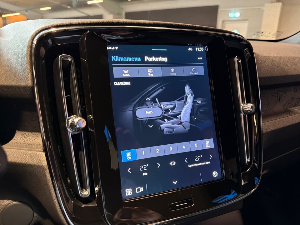 Volvo XC40 ReCharge Extended Range Core 5d