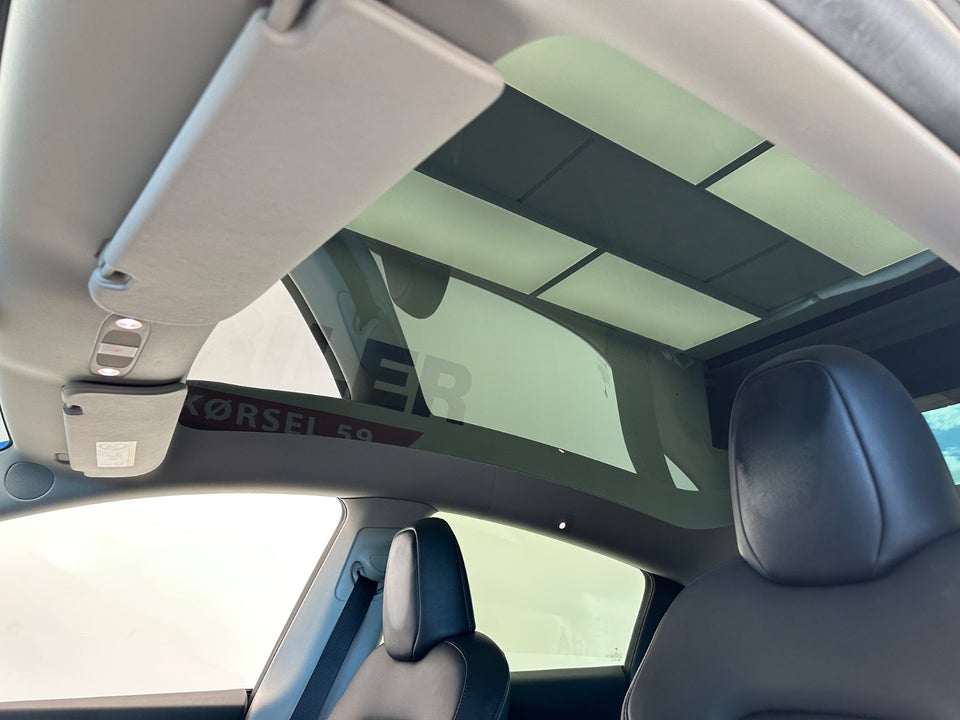Tesla Model Y Long Range AWD 5d