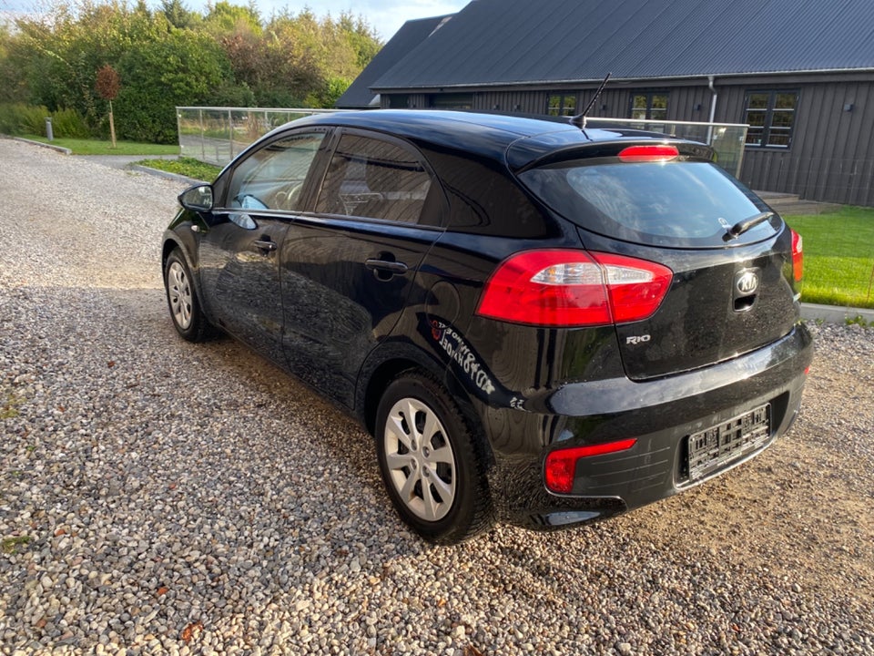 Kia Rio 1,2 CVVT Premium 5d