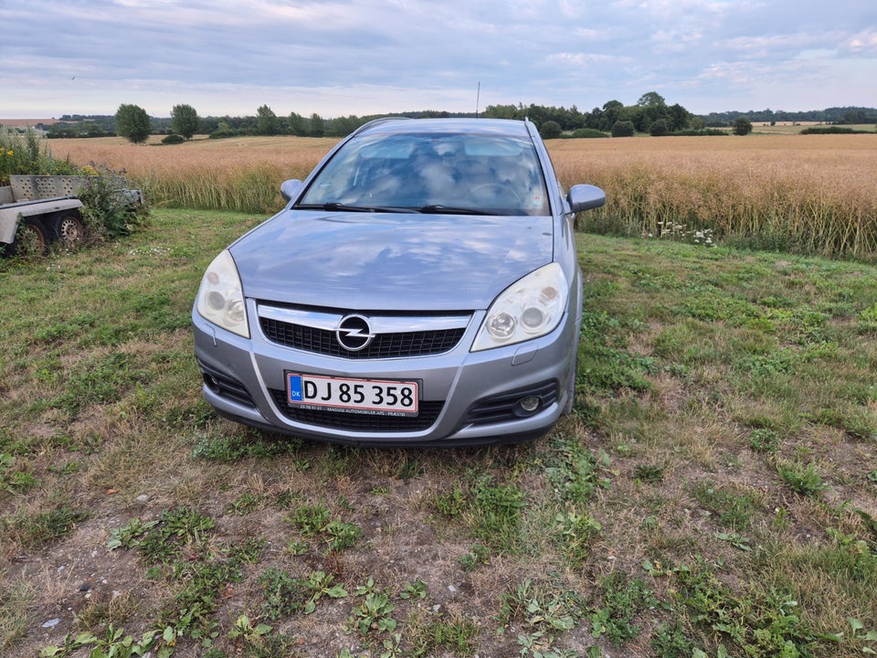 Opel Vectra 2,8 V6 Turbo Elegance Wagon 5d