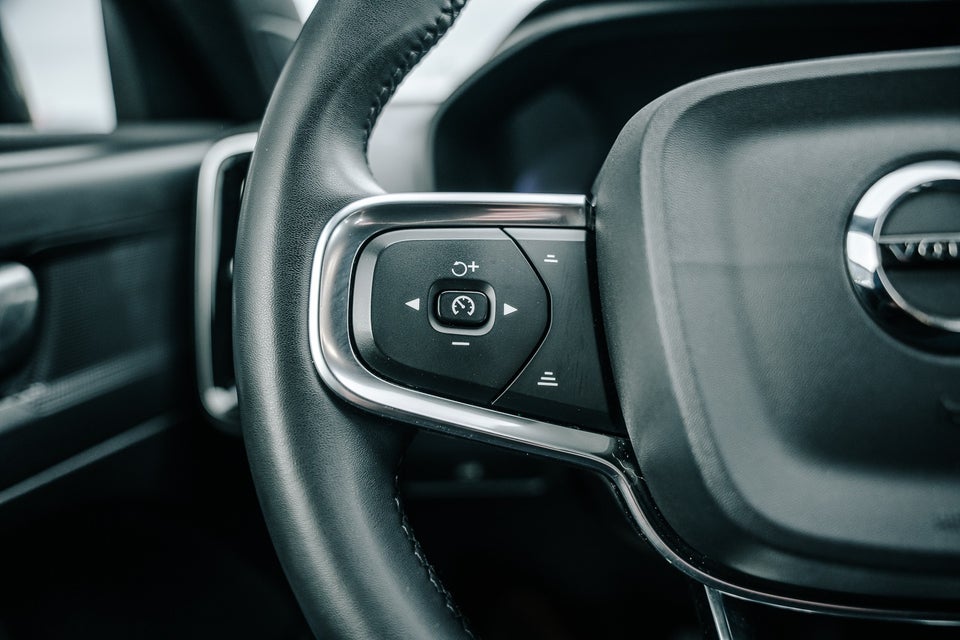 Volvo XC40 P6 ReCharge Plus 5d