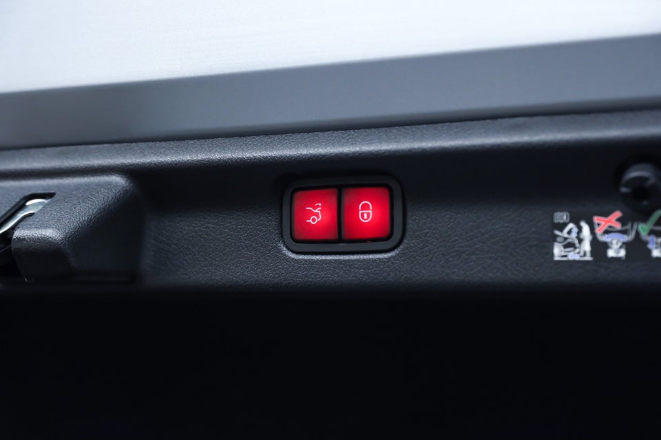 Mercedes EQE350+ AMG Line 4d