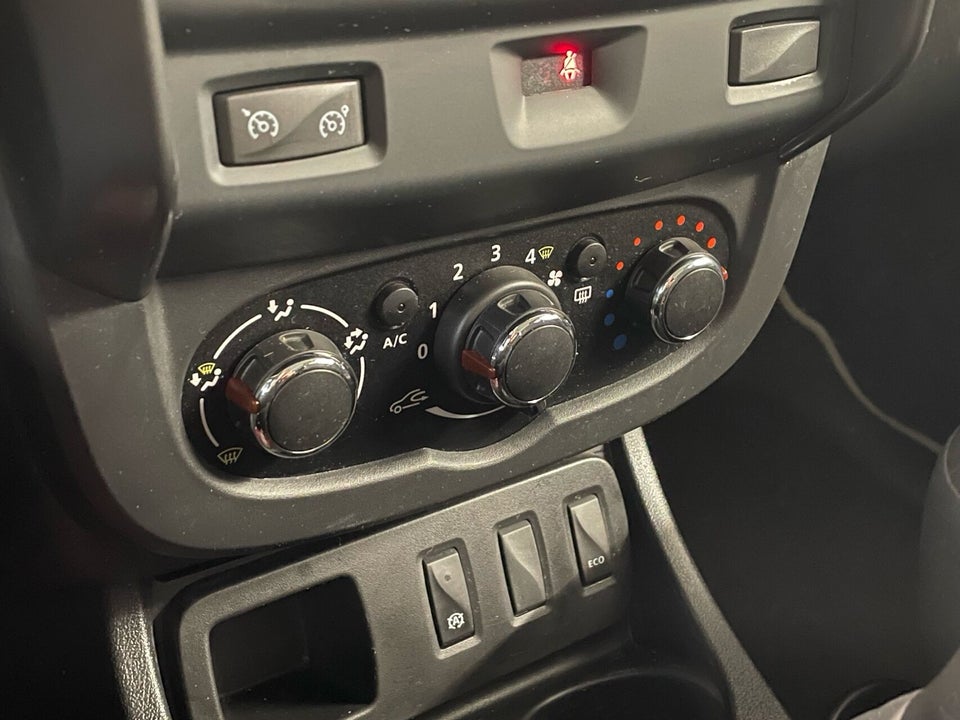 Dacia Duster 1,6 16V Base 5d